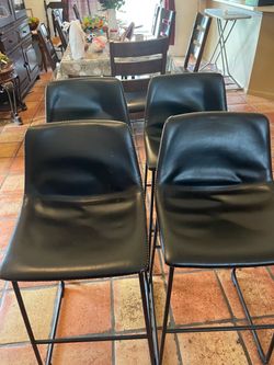 Set of 4 Black Faux Leather Bar Stools