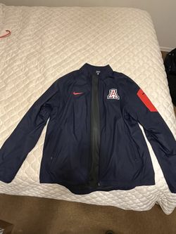 Large Nike Dri Fit Jacket