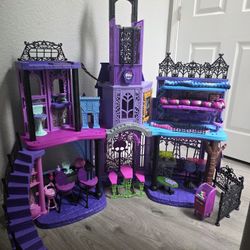 Monster High School Doll House