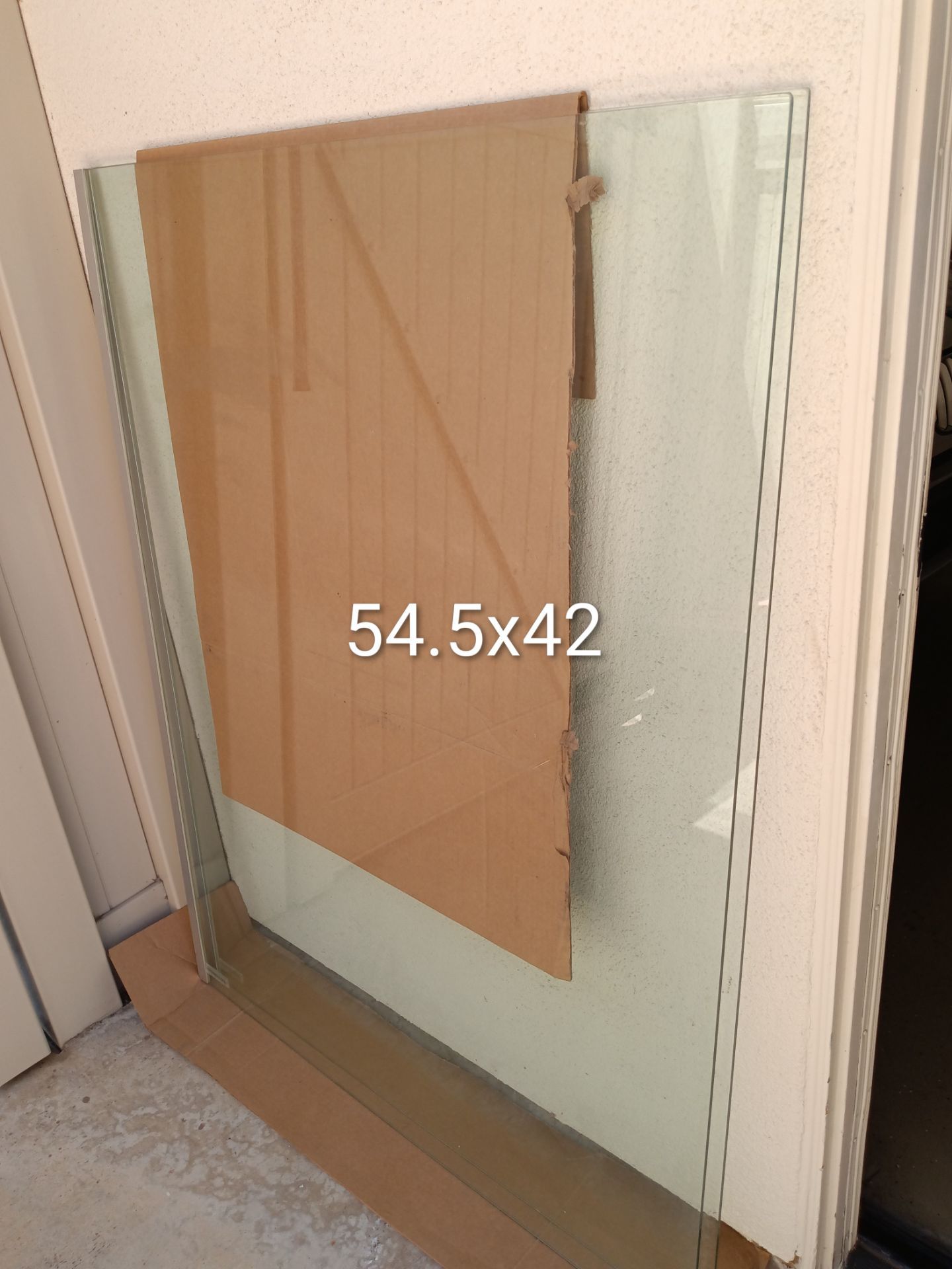 2pcs.Tempered glass panels 54.5x42 approx. 1/4