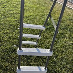 Pool Ladder