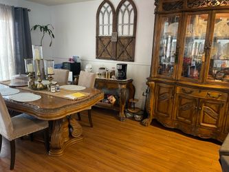 Tradional Dining room set