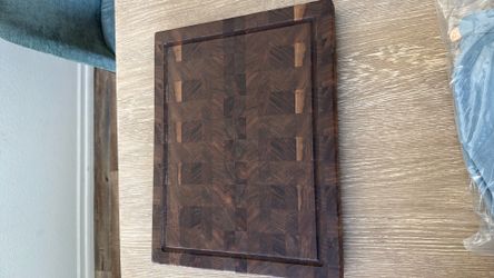 Brand new Cutco cutting board