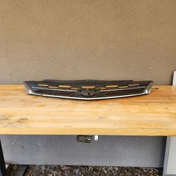 ✨️2016-2018 Chevy Cruze Upper Grille ORIGINAL✨️