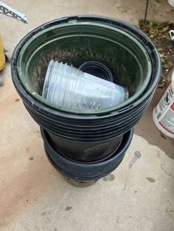 Black Plastic Planters Garden Containers Buckets