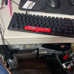 HyperX - Alloy Origins 65% Compact Wired
