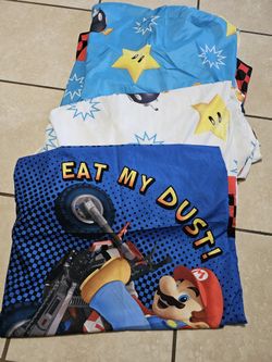 Vendo Este Set Para Cama Individual Para Niños De Super Mario En Excelentes Condiciones 