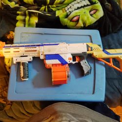 Nerf Gun 