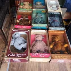 GUND  COLLECTOR'S  BEAR $6 EACH