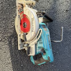 Makita Saw 7 1/4  36v