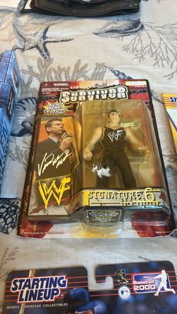 WWF Survivor Series Signature Series 6 Gold Edition Figure Bill Russel Nomar and Ivan Putski
