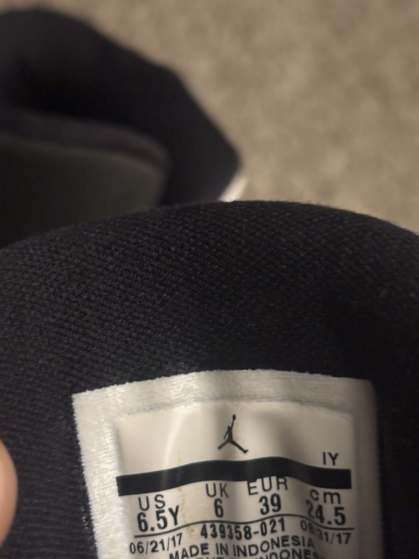 Black And White Retro 13