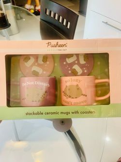 PUSHEEN THE CAT- 2,stackable ceramic mugs with coasters NEW