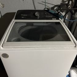 Whirlpool Washer And Dryer 