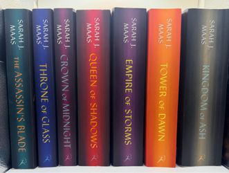 Throne of Glass Series Book Lot (7/8 books) – Paperback Set
