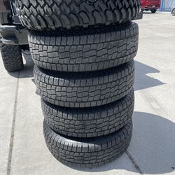 Used set of five jeep Wrangler Rubicon, Wheels And Tires