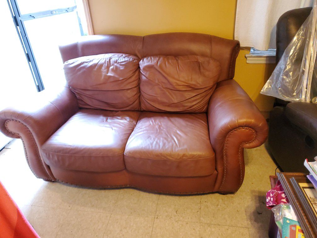 Leather loveseat Good condition.