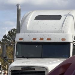 Freightliner Fld 120