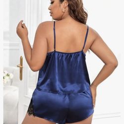 Women's Plus Size Satin Pajama Set with Lace