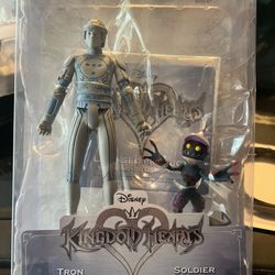 Diamond Select Disney Kingdom Hearts Tron And Soilder