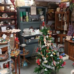 Items Galore Open House Dec 6  Sat 