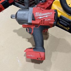 📌Milwaukee M18 FUEL ONE-KEY 18V Lithium-Ion Brushless Cordless 3/4 in. Impact Wrench with Friction Ring (Tool-Only)👉PRECIO FIRME NO MENOS👉$240