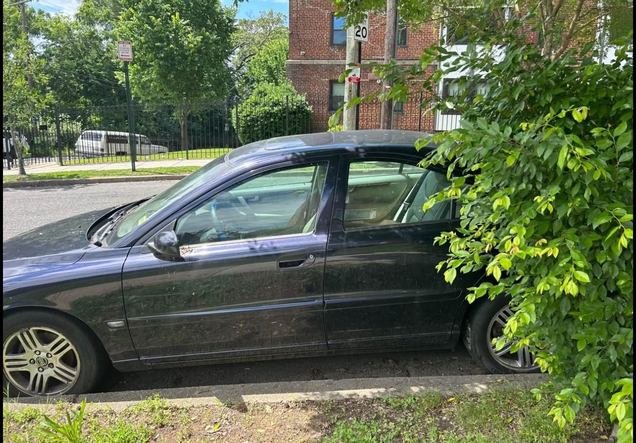 2005 Volvo S60