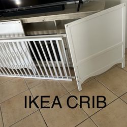 IKEA SUNDVICK Baby Crib/Toddler Bed (no Mattress) 