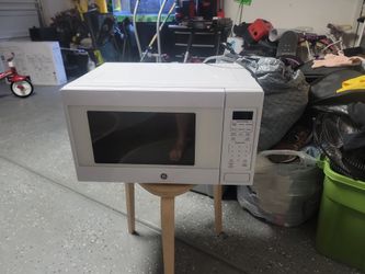 GE Counter Microwave