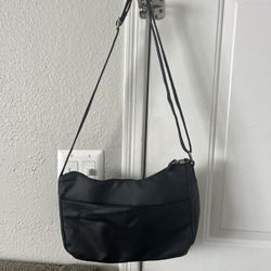 Black Shoulder Bag