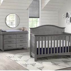 Baby Crib With Dresser And Changing Table 