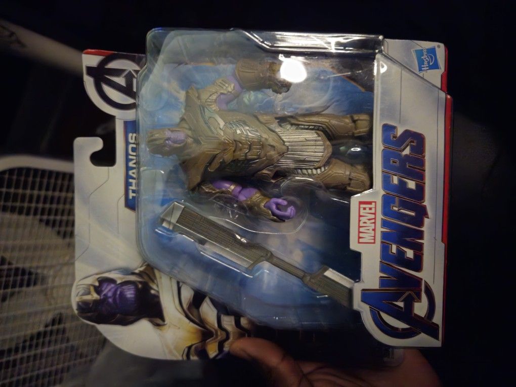 Thanos Avengers Endgame Action Figure
This is a Marvel Avengers Endgame 6-inch scale action Thanos