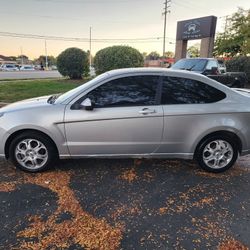 2009 Ford Focus SE Manual Transmission 