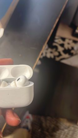 Apple AirPods Pro with Charging Case