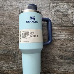 Stanley 40oz Tumbler Limited Edition Watercolor Blue