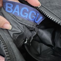 Black Baggu Medium Crescent 