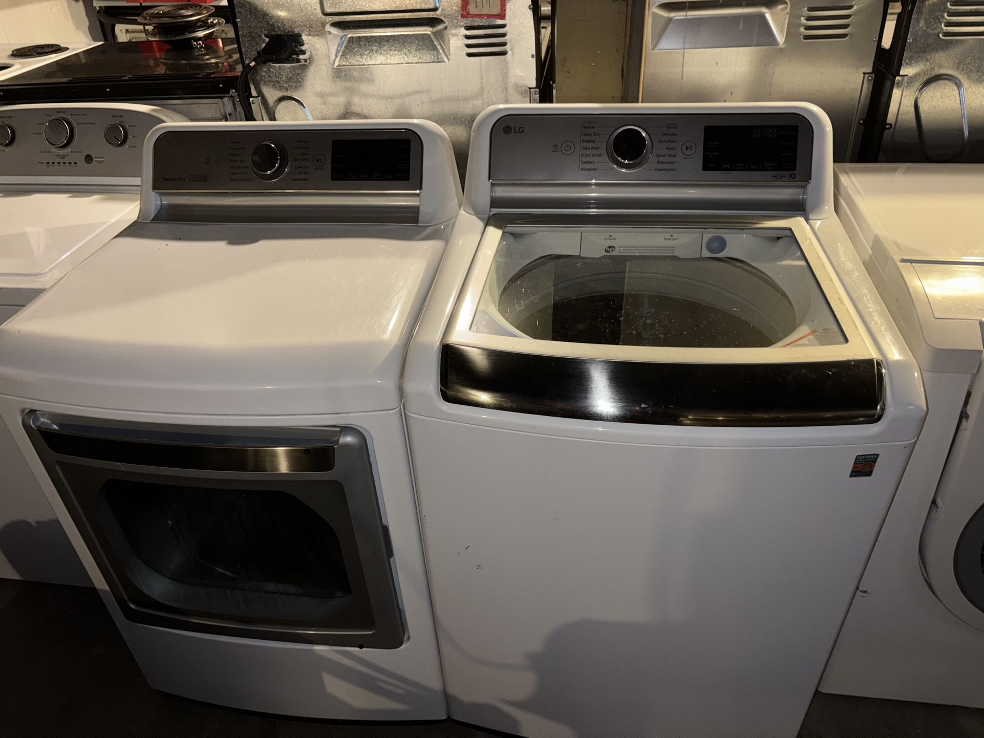 Lg Washer And Dryer Set On Good Working Condition