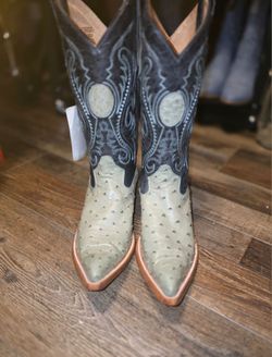 Cuadra Ostrich Leather Cowboy Boots & matching belt.