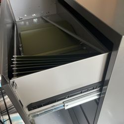 2 Lateral File Cabinet - 42" Wide, 4 Drawer