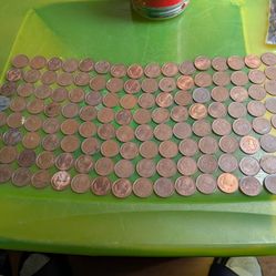 135 Japan 10 Yen Bronze Coins