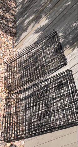 Wire Dog Crates – Set of 2