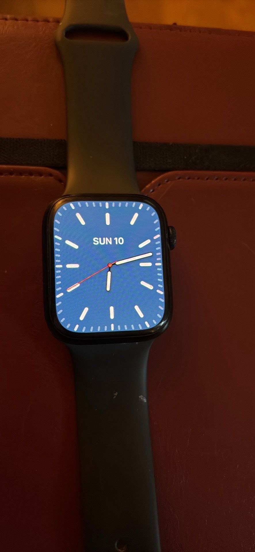 Apple Watch Series 8. 45MM