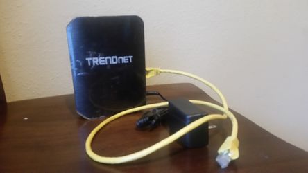 WiFi router - Trendnet TEW-811DRU