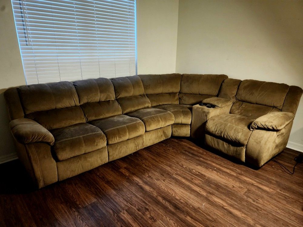 DEEP CLEANED! Sleeper Sofa Reclining Sectional by Lane Furniture