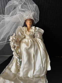 Vintage Princess Diana Bride Doll By Peggy Nisbet 