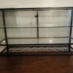 Klingsbo Glass & black Metal Display Cabinet