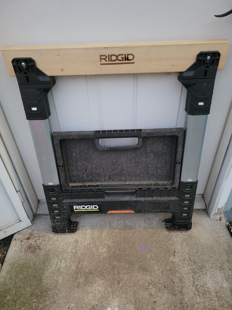 Rigid 32" Adjustable Folding Sawhorse