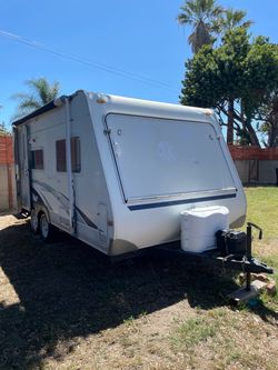 2004 Forest River Surveyor RV Camper Trailer Recreational Vehicle SV190T Casita