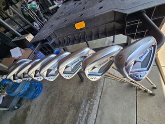 2025 Golf Club Clevelend Iron setup (4i- GW) with Titleist  5-wood and vice Golf bag