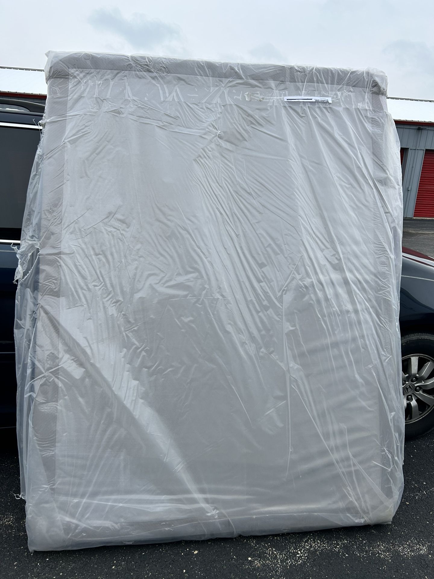 QUEEN BOX SPRING FOUNDATION